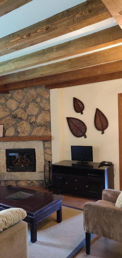 Hotel Ribera Del Corneja Navacepedilla de Corneja エクステリア 写真