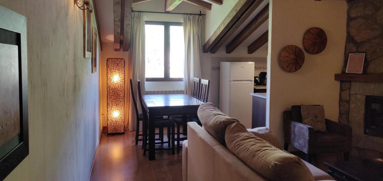 Hotel Ribera Del Corneja Navacepedilla de Corneja エクステリア 写真