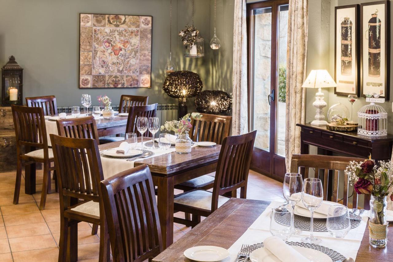 Hotel Ribera Del Corneja Navacepedilla de Corneja エクステリア 写真